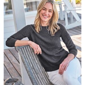 Lord & Taylor Dark Gray 100% Merino Wool 🐏 Sweater-Size M